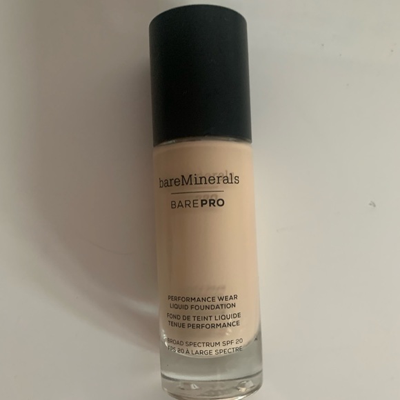 bareMinerals Other - BareMinerals Light Natural 09 Liquid Foundation bareMinerals Other - BareMinerals Light Natural 09 Liquid Foundation